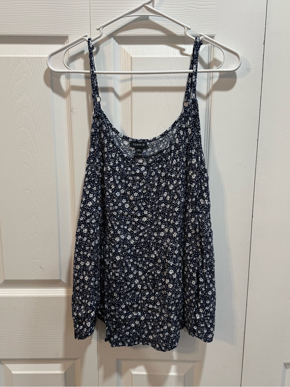 torrid navy and white floral cami with thin straps